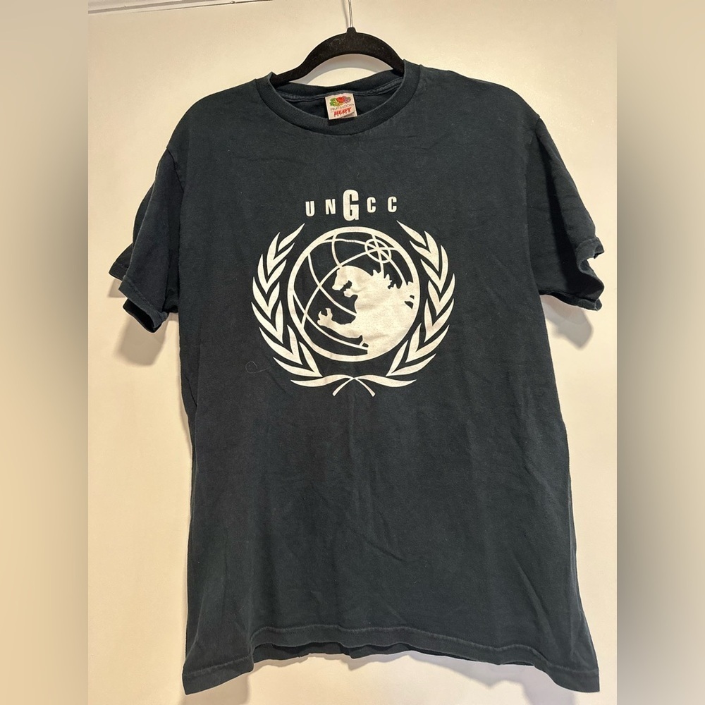 UNGCC Godzilla Vintage/Y2K Graphic Tee. Fruit of the Loom Heavy Cotton.